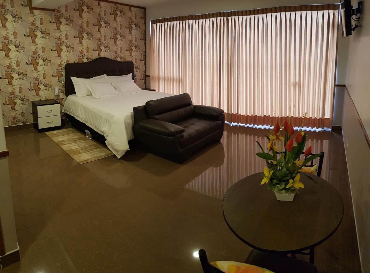 Hotel Costa Riviera Mala Bagian luar foto